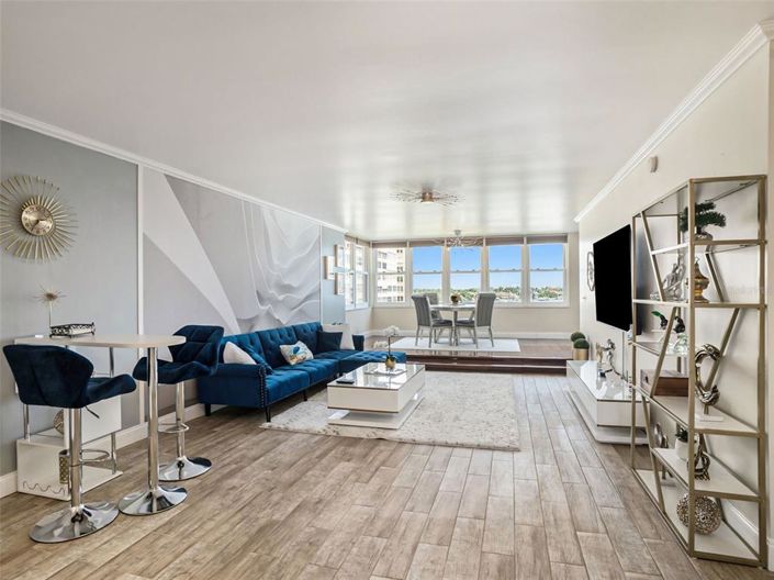 Image No.6-2 Bed Property for sale