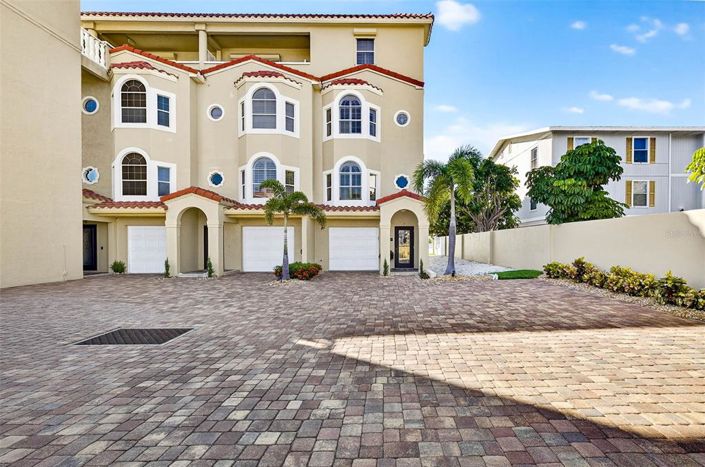 Image No.100-Maison de ville de 3 chambres à vendre à Floride