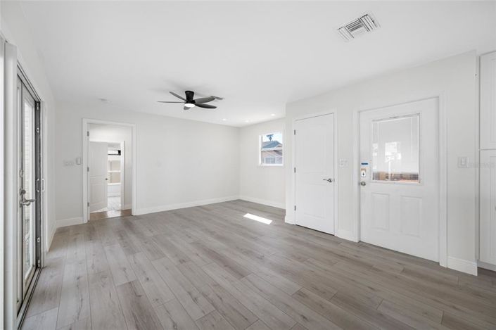 Image No.12-Propriété de 3 chambres à vendre à Treasure Island