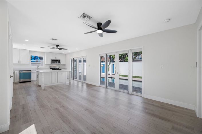 Image No.14-Propriété de 3 chambres à vendre à Treasure Island