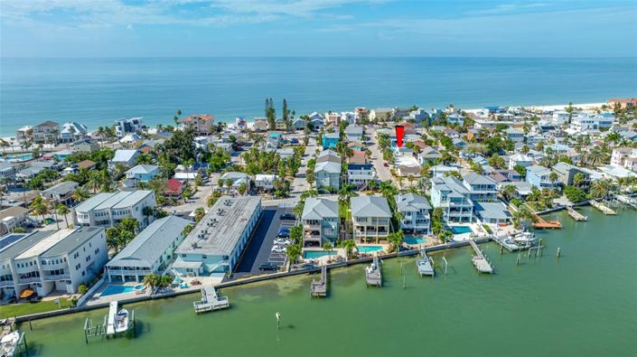 Image No.2-Propriété de 3 chambres à vendre à Treasure Island