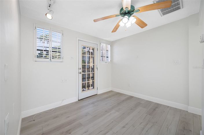 Image No.34-Propriété de 3 chambres à vendre à Treasure Island