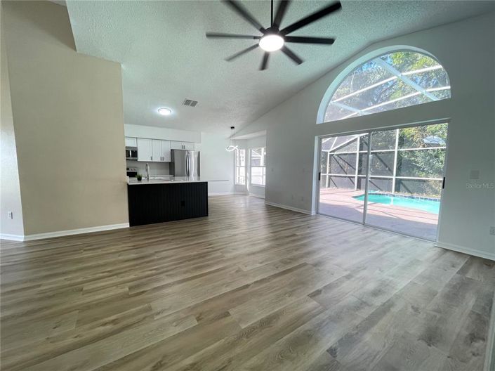 Image No.11-Propriété de 4 chambres à vendre à Kissimmee