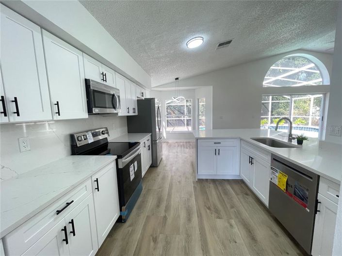 Image No.4-Propriété de 4 chambres à vendre à Kissimmee