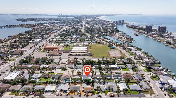 Image No.37-3 Bed Property for sale