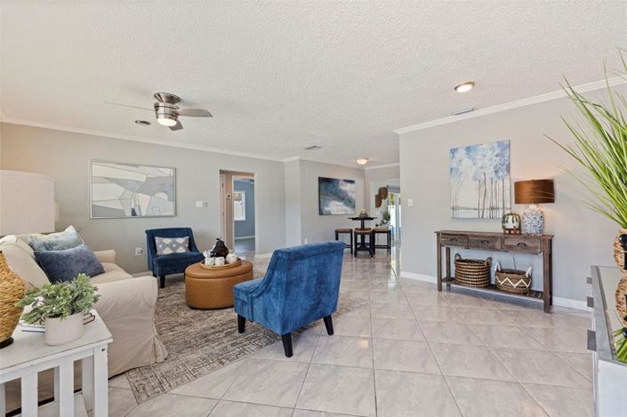 Image No.4-3 Bed Property for sale