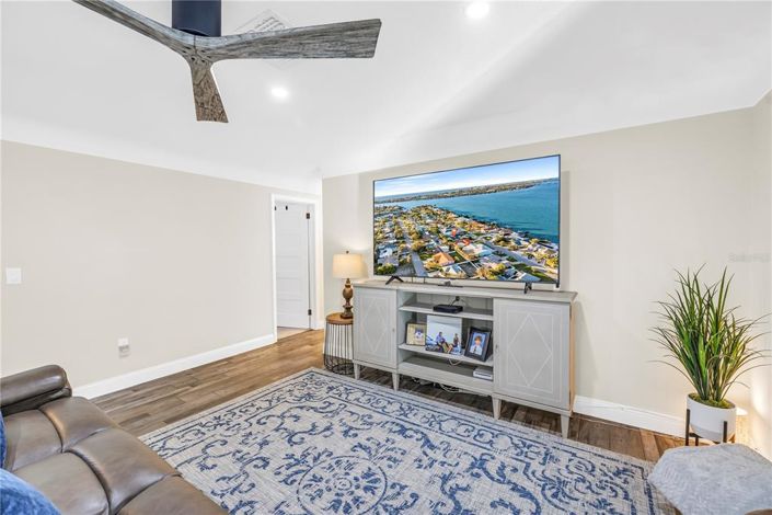 Image No.9-Propriété de 4 chambres à vendre à Floride