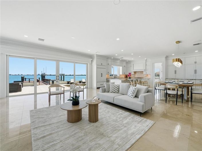 Image No.13-4 Bed Property for sale