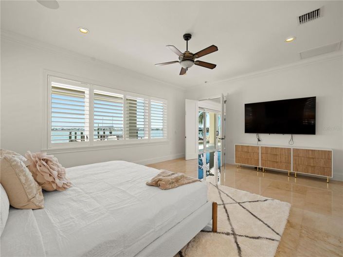 Image No.25-4 Bed Property for sale