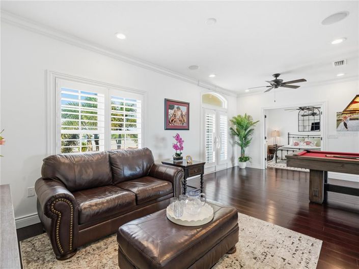 Image No.36-4 Bed Property for sale