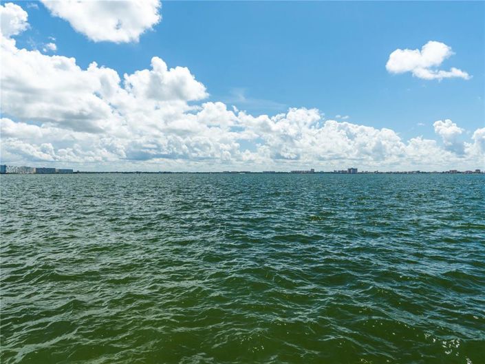 Image No.48-4 Bed Property for sale