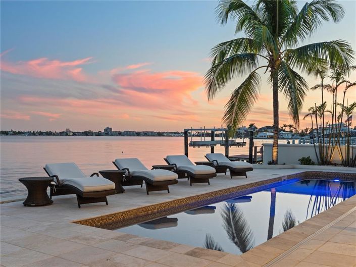 Image No.53-4 Bed Property for sale