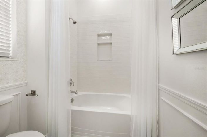 Image No.21-3 Bed Property for sale