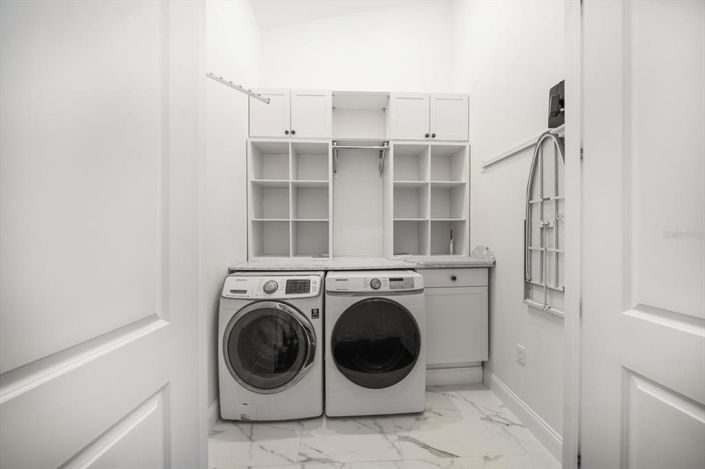 Image No.30-3 Bed Property for sale