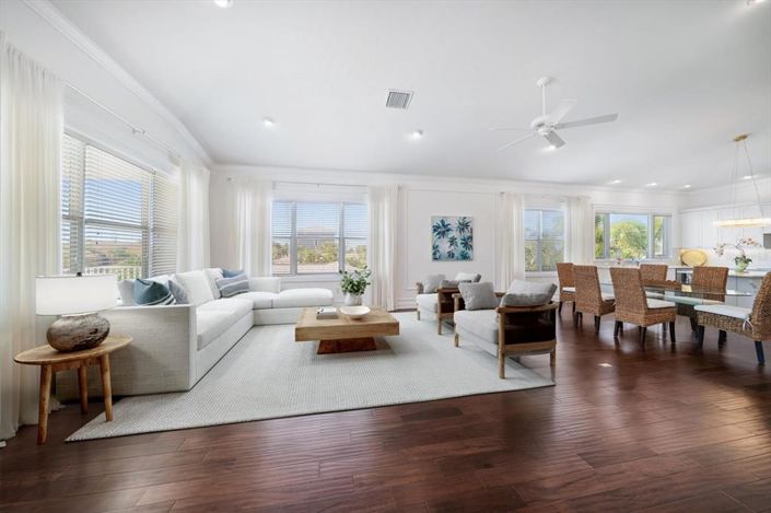 Image No.6-3 Bed Property for sale