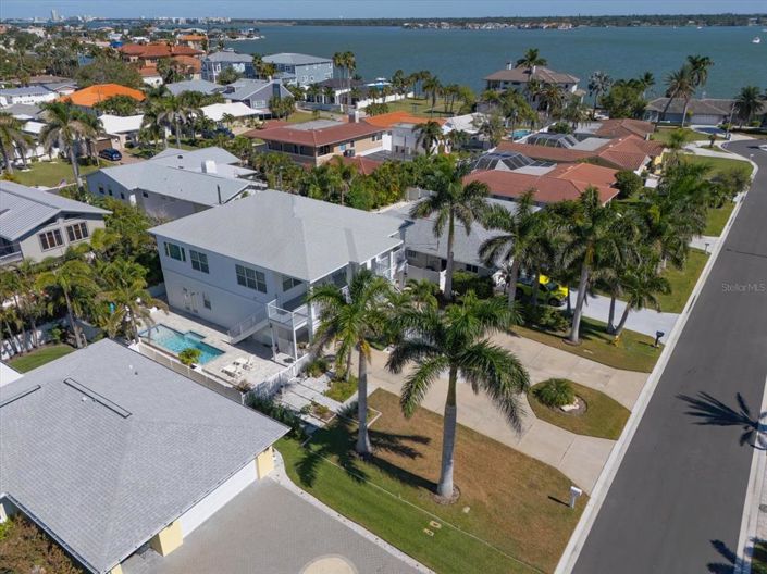 Image No.62-3 Bed Property for sale