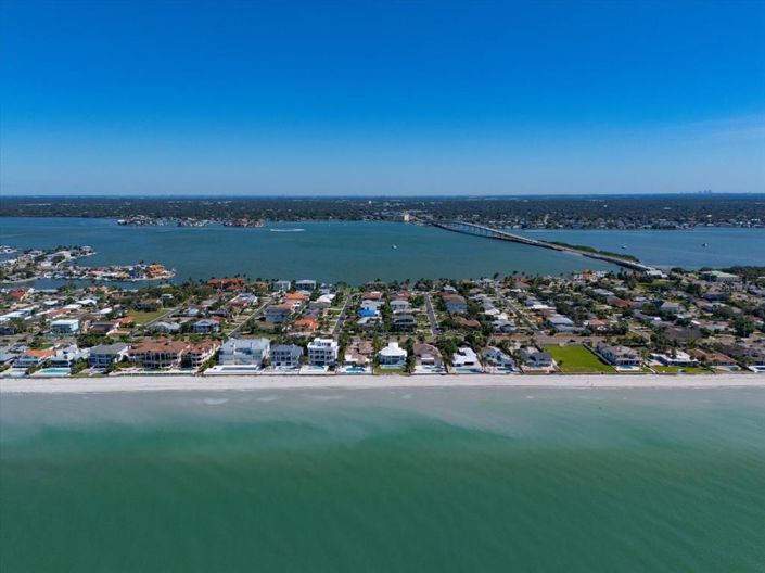 Image No.64-3 Bed Property for sale