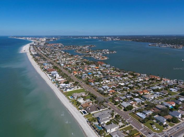 Image No.66-3 Bed Property for sale