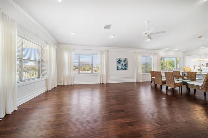 Image No.7-3 Bed Property for sale