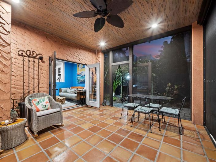 Image No.20-3 Bed Property for sale