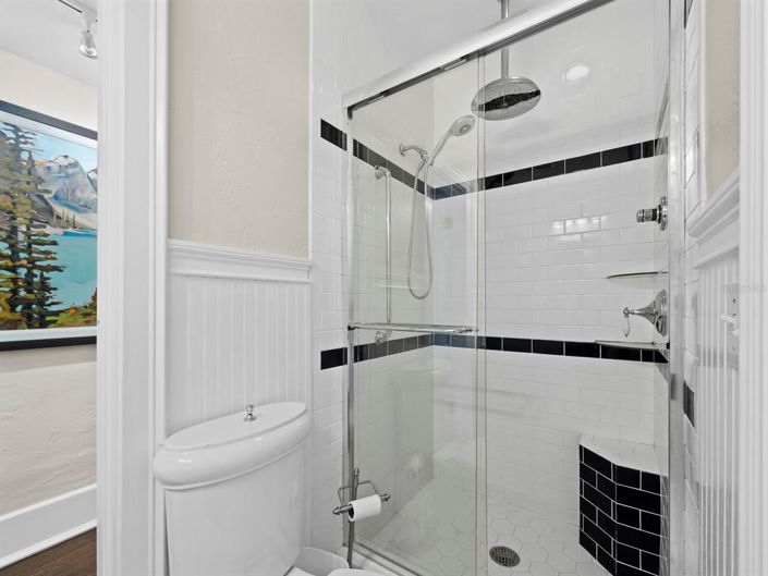 Image No.24-3 Bed Property for sale