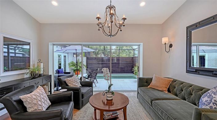 Image No.13-4 Bed Property for sale