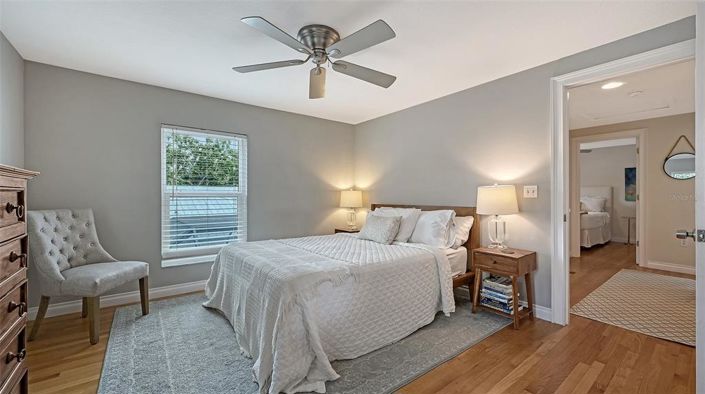 Image No.15-4 Bed Property for sale