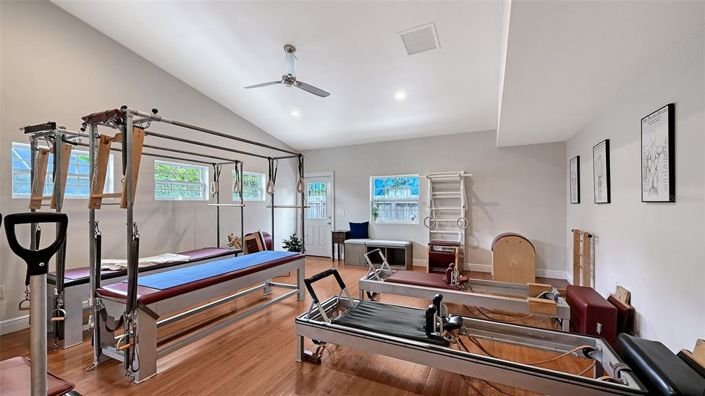 Image No.24-4 Bed Property for sale