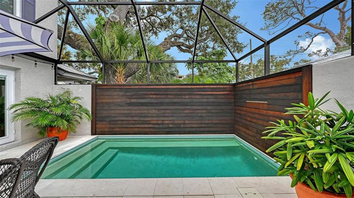 Image No.28-4 Bed Property for sale