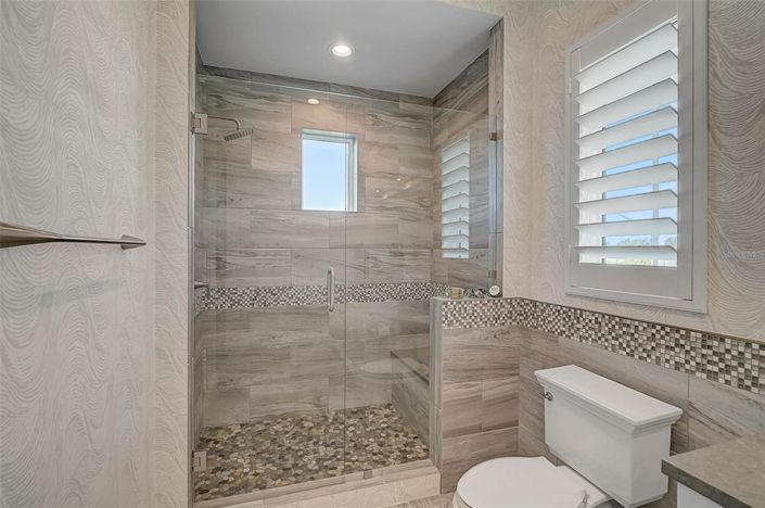 Image No.44-5 Bed Property for sale