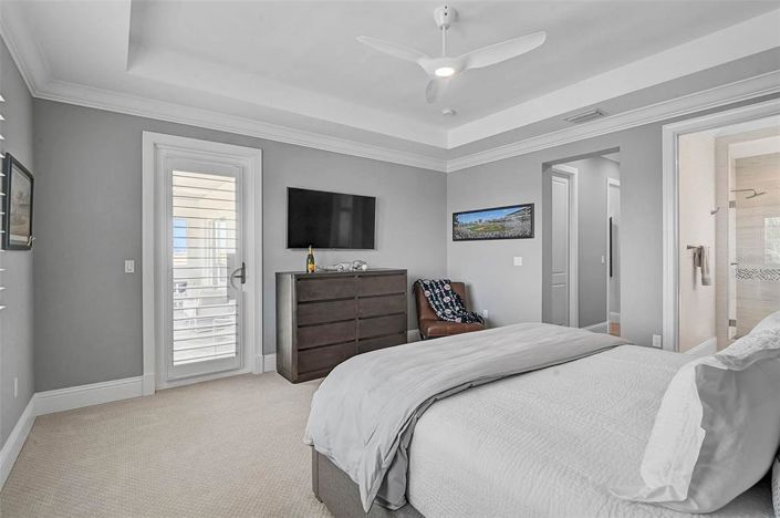 Image No.48-5 Bed Property for sale