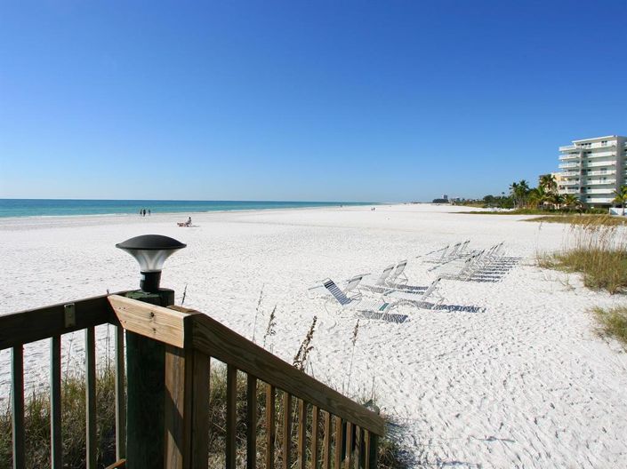 Image No.36-2 Bed Property for sale