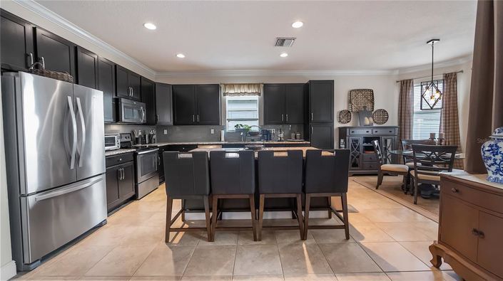 Image No.5-4 Bed Property for sale