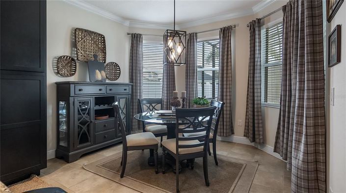 Image No.8-4 Bed Property for sale