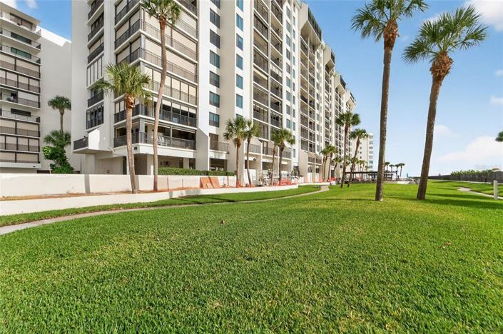 Image No.29-2 Bed Property for sale