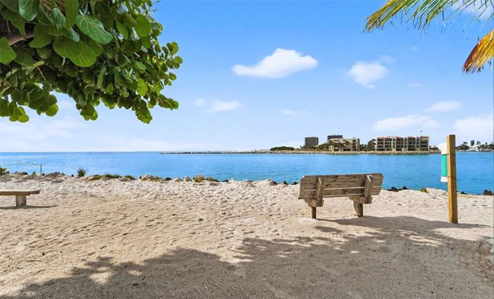 Image No.31-2 Bed Property for sale