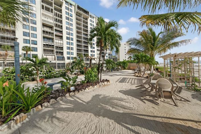 Image No.32-2 Bed Property for sale