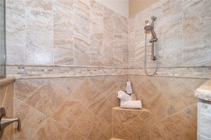 Image No.24-4 Bed Property for sale