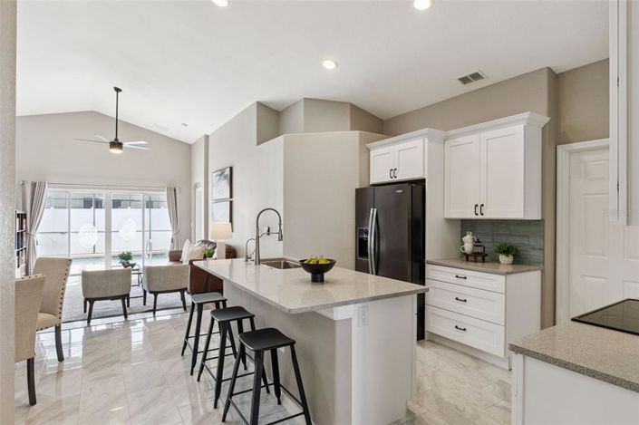 Image No.4-Propriété de 4 chambres à vendre à Davenport