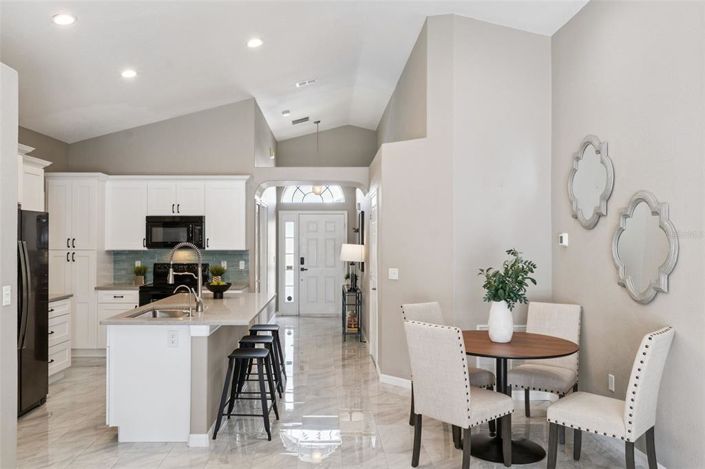 Image No.8-Propriété de 4 chambres à vendre à Davenport