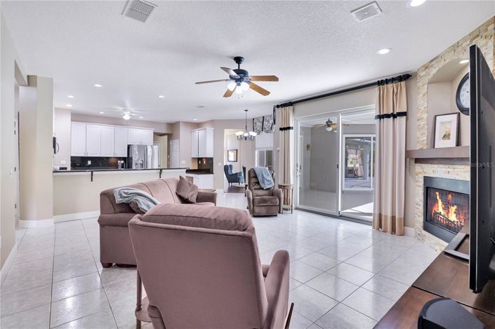 Image No.10-Propriété de 4 chambres à vendre à Orlando