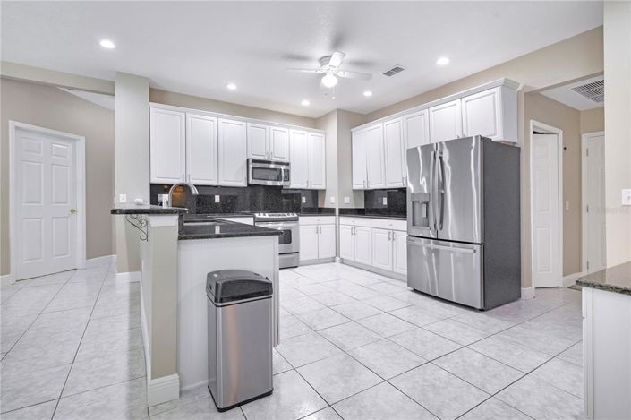 Image No.8-Propriété de 4 chambres à vendre à Orlando