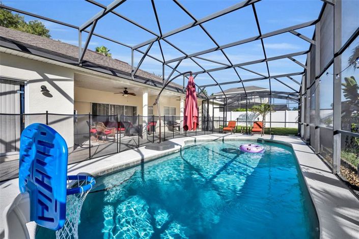 Image No.20-Propriété de 4 chambres à vendre à Davenport