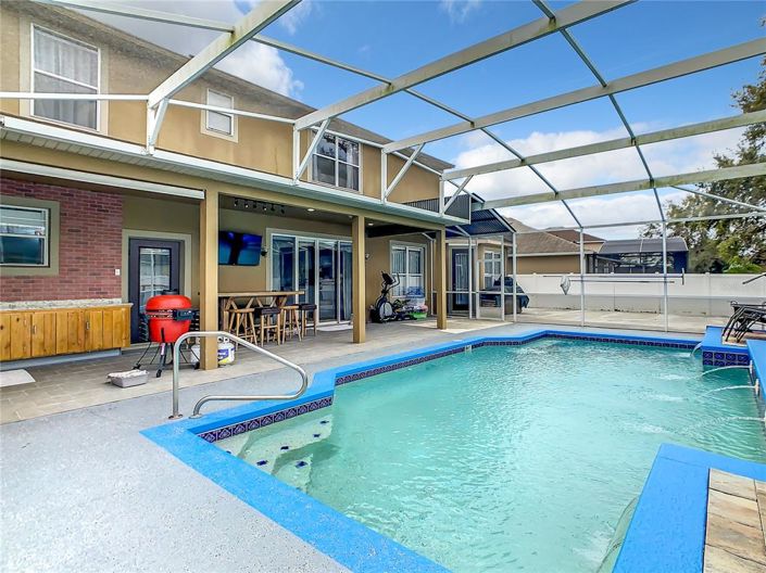 Image No.50-5 Bed Property for sale