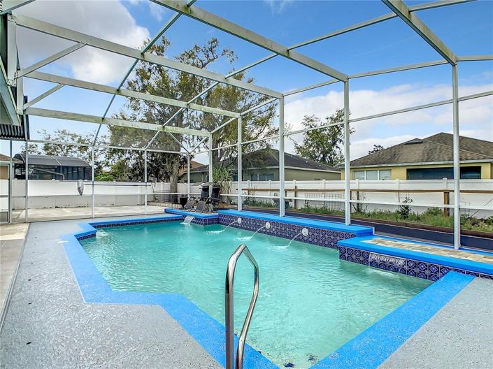 Image No.51-5 Bed Property for sale