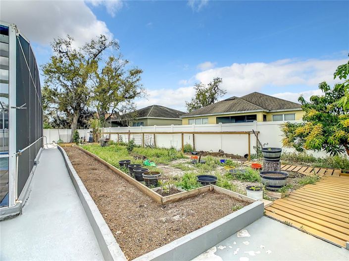 Image No.56-5 Bed Property for sale