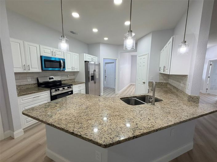 Image No.10-Propriété de 4 chambres à vendre à Davenport