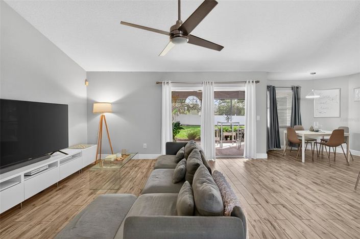 Image No.14-Propriété de 4 chambres à vendre à Davenport