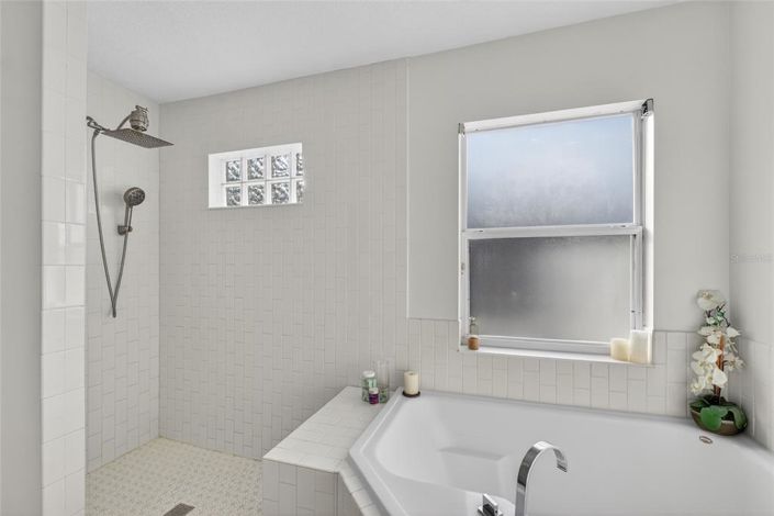 Image No.32-Propriété de 4 chambres à vendre à Davenport