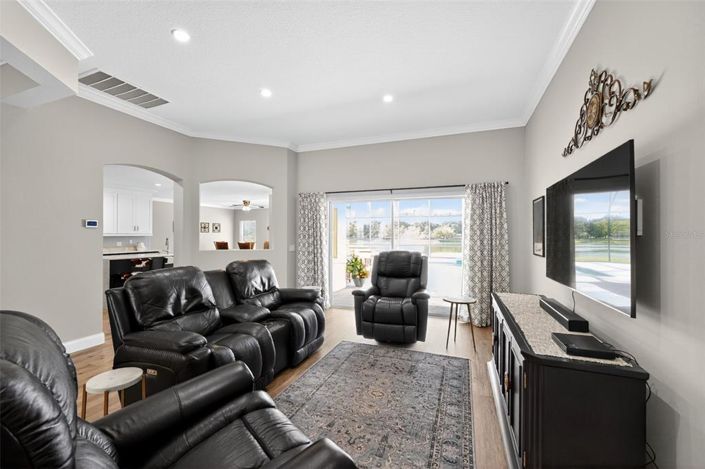 Image No.5-Propriété de 4 chambres à vendre à Kissimmee